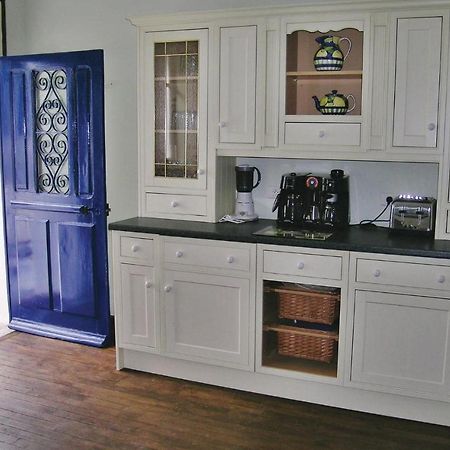 Lovely Home In Chateauneuf Du Faou With Wifi Saint-Thois Zewnętrze zdjęcie