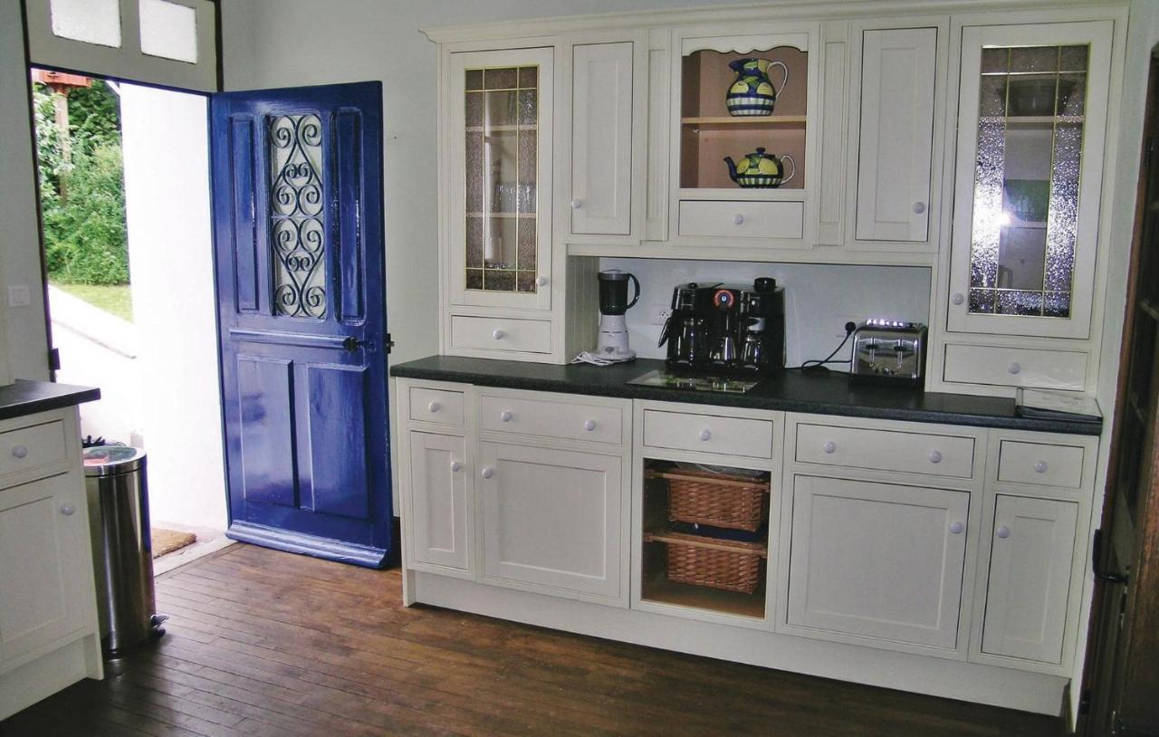 Lovely Home In Chateauneuf Du Faou With Wifi Saint-Thois Zewnętrze zdjęcie